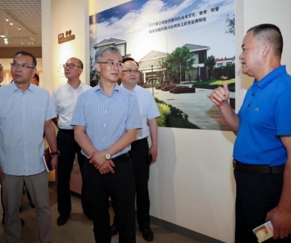 嘉兴市委副书记、市长李军光临调研